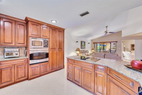 Villa ou maison à vendre à Coral Springs, Floride: 4 chambres, 244.24 m2 № 1171353 - photo 18