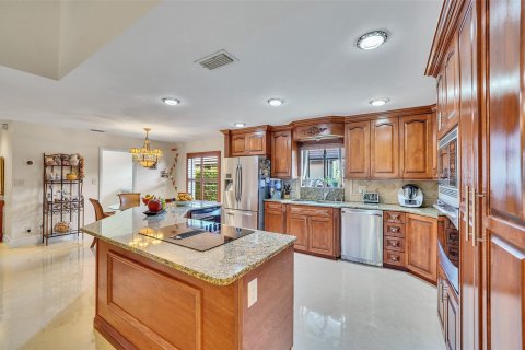 Villa ou maison à vendre à Coral Springs, Floride: 4 chambres, 244.24 m2 № 1171353 - photo 21