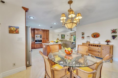 Villa ou maison à vendre à Coral Springs, Floride: 4 chambres, 244.24 m2 № 1171353 - photo 23