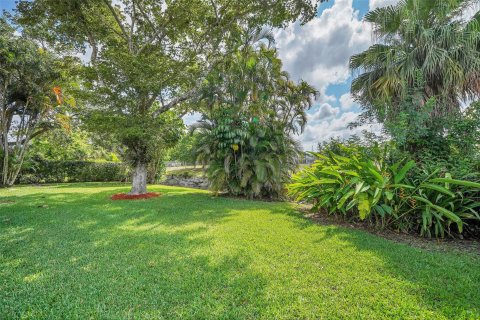 Villa ou maison à vendre à Coral Springs, Floride: 4 chambres, 244.24 m2 № 1171353 - photo 2