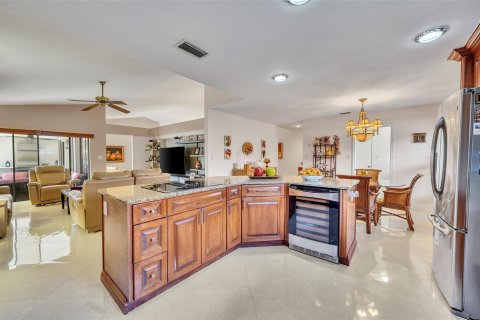 Villa ou maison à vendre à Coral Springs, Floride: 4 chambres, 244.24 m2 № 1171353 - photo 19