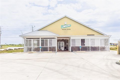 Commercial property in Okeechobee, Florida 324.97 sq.m. № 1039054 - photo 23