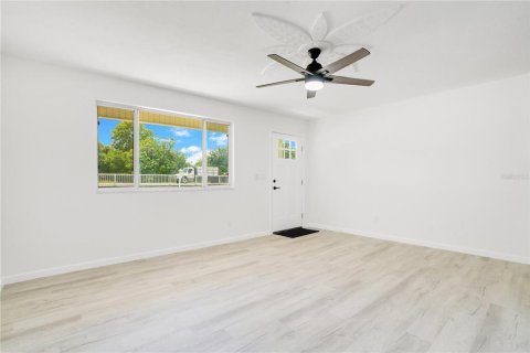 Casa en venta en Ocala, Florida, 2 dormitorios, 98.1 m2 № 1343190 - foto 10