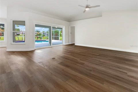 Villa ou maison à vendre à Punta Gorda, Floride: 3 chambres, 148.92 m2 № 1308836 - photo 3