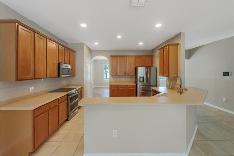 Casa en venta en Kissimmee, Florida, 4 dormitorios, 255.39 m2 № 1308835 - foto 2