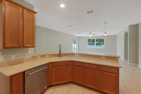 Villa ou maison à vendre à Kissimmee, Floride: 4 chambres, 255.39 m2 № 1308835 - photo 13