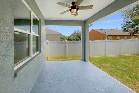 Villa ou maison à vendre à Kissimmee, Floride: 4 chambres, 255.39 m2 № 1308835 - photo 5