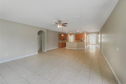 House in Kissimmee, Florida 4 bedrooms, 255.39 sq.m. № 1308835 - photo 15