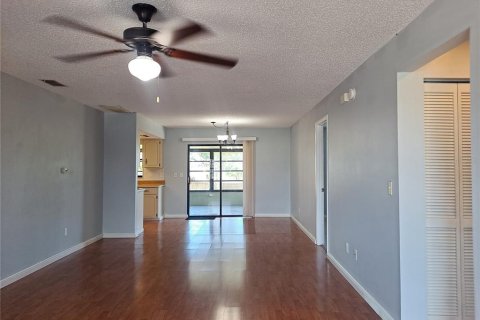 Duplex in Edgewater, Florida 2 bedrooms, 104.52 sq.m. № 1243633 - photo 4