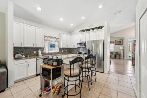 Villa ou maison à vendre à Kissimmee, Floride: 4 chambres, 261.33 m2 № 1343332 - photo 10