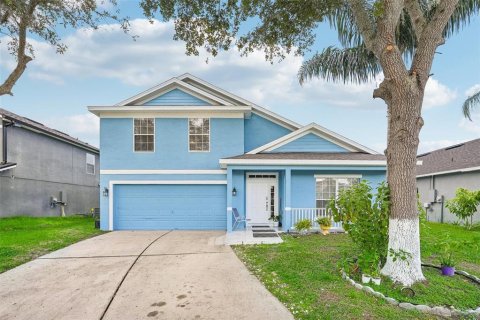 Villa ou maison à vendre à Kissimmee, Floride: 4 chambres, 261.33 m2 № 1343332 - photo 1