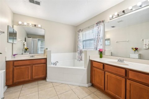 Villa ou maison à vendre à Kissimmee, Floride: 4 chambres, 261.33 m2 № 1343332 - photo 26