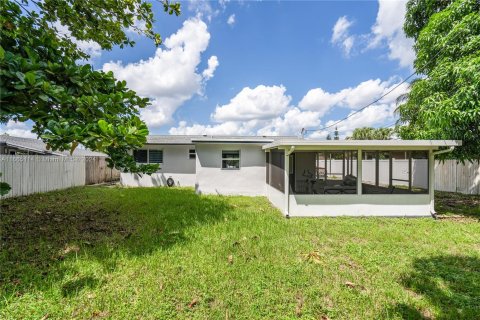 Casa en venta en Miramar, Florida, 2 dormitorios, 91.79 m2 № 1377424 - foto 22