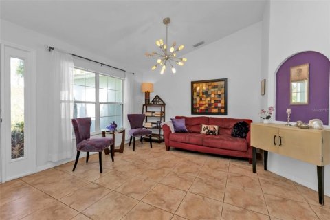 House in Port Charlotte, Florida 3 bedrooms, 173.73 sq.m. № 1416107 - photo 6