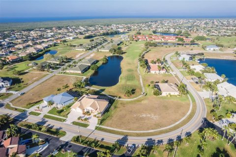 Terreno en venta en Punta Gorda, Florida № 1085374 - foto 9