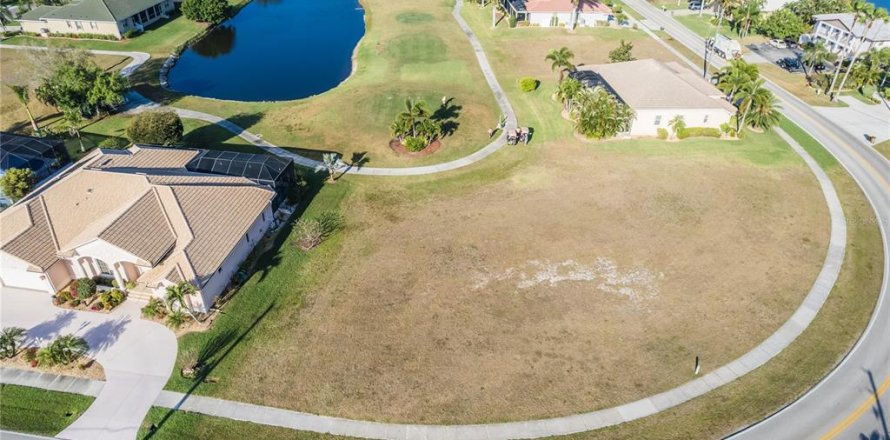 Terrain à Punta Gorda, Floride № 1085374