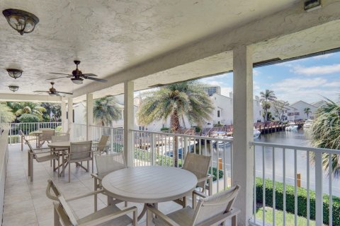 Adosado en venta en Highland Beach, Florida, 3 dormitorios, 199.65 m2 № 1099017 - foto 15