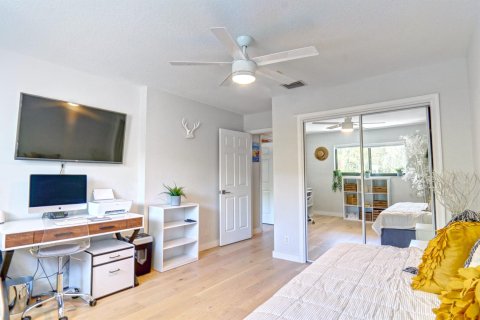 Townhouse in Highland Beach, Florida 3 bedrooms, 199.65 sq.m. № 1099017 - photo 23