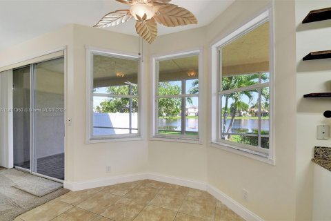 Casa en venta en Lake Worth, Florida, 3 dormitorios, 177.07 m2 № 1402659 - foto 13