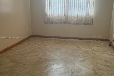 Condo in Sunrise, Florida, 1 bedroom  № 1402616 - photo 28