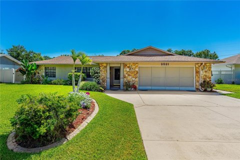 Villa ou maison à vendre à Edgewater, Floride: 3 chambres, 157.56 m2 № 1243792 - photo 1