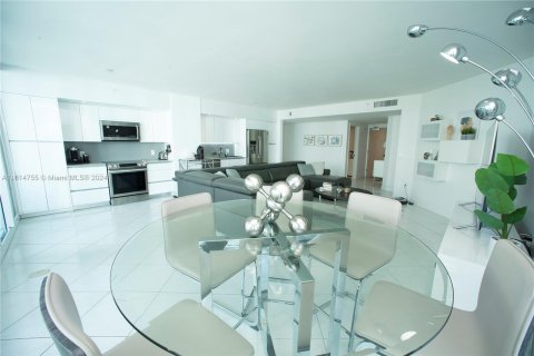 Condo in Sunny Isles Beach, Florida, 2 bedrooms  № 1236786 - photo 26