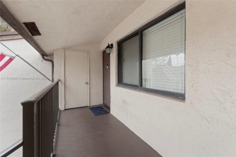 Condominio en venta en Margate, Florida, 2 dormitorios, 94.67 m2 № 1054407 - foto 4