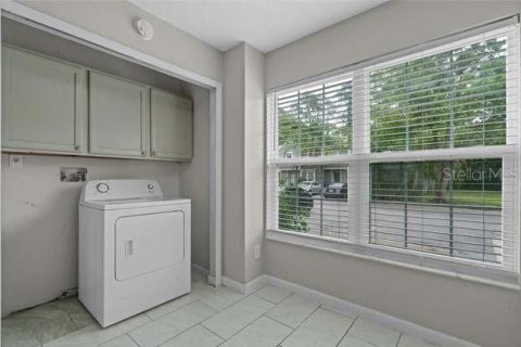 Townhouse in Winter Springs, Florida 3 bedrooms, 125.33 sq.m. № 1346544 - photo 14