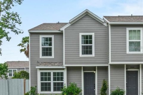 Townhouse in Winter Springs, Florida 3 bedrooms, 125.33 sq.m. № 1346544 - photo 1