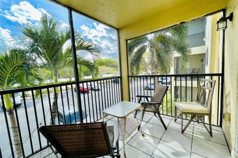 Condo in Pompano Beach, Florida, 1 bedroom  № 1077854 - photo 21