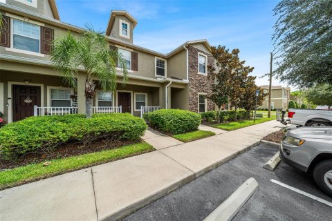 Touwnhouse à vendre à Wesley Chapel, Floride: 3 chambres, 144.83 m2 № 1285855 - photo 9