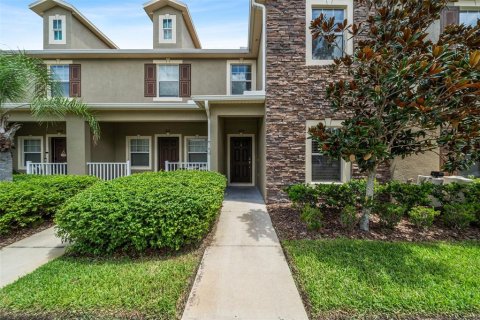 Touwnhouse à vendre à Wesley Chapel, Floride: 3 chambres, 144.83 m2 № 1285855 - photo 1