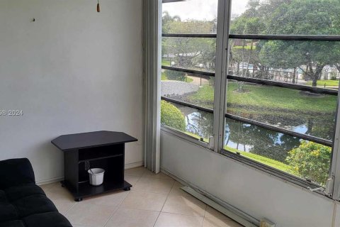 Condominio en venta en Lauderdale Lakes, Florida, 1 dormitorio, 63.55 m2 № 1044936 - foto 14