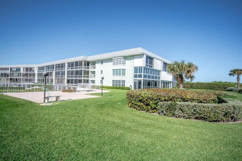 Copropriété à vendre à Juno Beach, Floride: 2 chambres, 111.48 m2 № 1230314 - photo 2