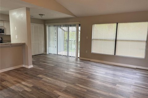 Condominio en venta en Orlando, Florida, 2 dormitorios, 81.38 m2 № 1403461 - foto 3