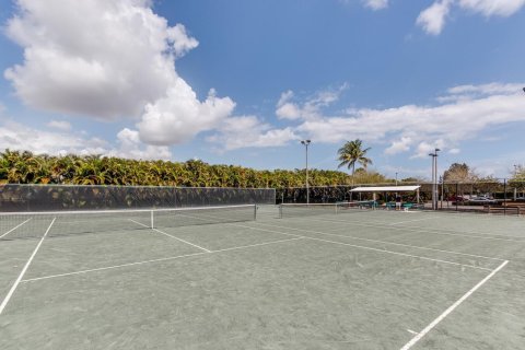 Condominio en venta en Delray Beach, Florida, 2 dormitorios, 81.75 m2 № 1040641 - foto 2