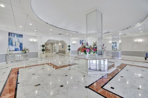 Copropriété à vendre à Hollywood, Floride: 2 chambres, 117.99 m2 № 1035886 - photo 30