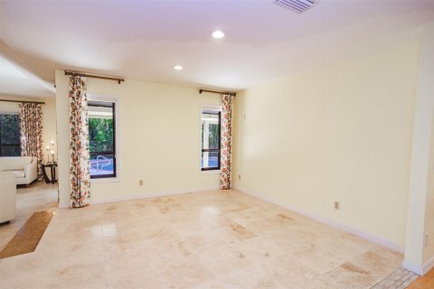 House in Vero Beach, Florida 3 bedrooms, 301 sq.m. № 1210595 - photo 14