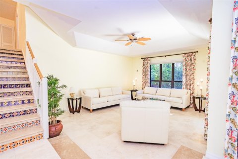 House in Vero Beach, Florida 3 bedrooms, 301 sq.m. № 1210595 - photo 21