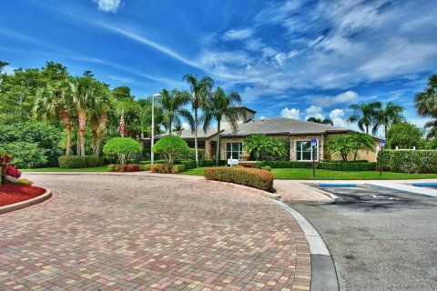 Casa en venta en Lake Worth, Florida, 4 dormitorios, 324.88 m2 № 1210578 - foto 13