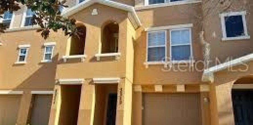 Townhouse in Lakewood Ranch, Florida 2 bedrooms, 101.45 sq.m. № 1387480