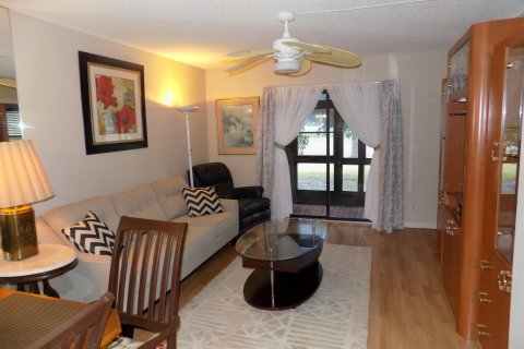 Condominio en venta en Lake Worth, Florida, 2 dormitorios, 73.39 m2 № 1074905 - foto 16