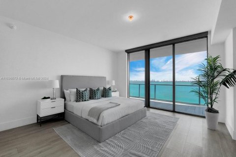 Condo in Miami, Florida, 4 bedrooms  № 1019469 - photo 9