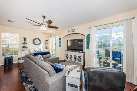 Touwnhouse à vendre à Tampa, Floride: 3 chambres, 164.99 m2 № 1043787 - photo 15