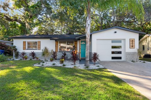 Villa ou maison à vendre à Largo, Floride: 2 chambres, 97.08 m2 № 1347375 - photo 1