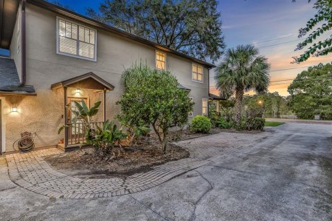 Villa ou maison à vendre à Orlando, Floride: 4 chambres, 211.26 m2 № 1018355 - photo 11