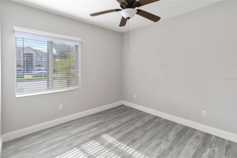 Condominio en venta en Orlando, Florida, 3 dormitorios, 111.48 m2 № 1254127 - foto 11