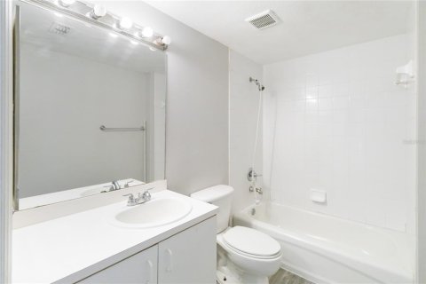 Condominio en venta en Orlando, Florida, 3 dormitorios, 111.48 m2 № 1254127 - foto 15