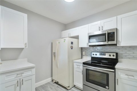 Condominio en venta en Orlando, Florida, 3 dormitorios, 111.48 m2 № 1254127 - foto 6