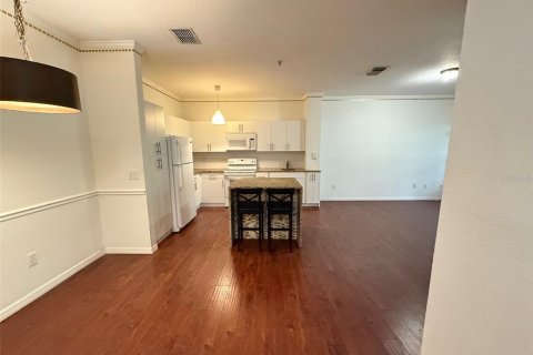 Condominio en venta en Orlando, Florida, 1 dormitorio, 72.65 m2 № 1400840 - foto 11